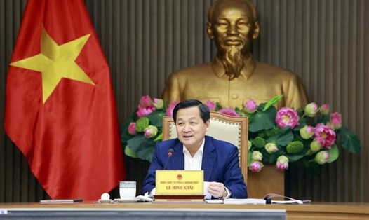 Phó Thủ tướng Lê Minh Khái phát biểu tại buổi làm việc. Ảnh VGP
