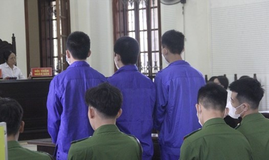 Phiên tòa xét xử 3 bị cáo Nguyễn Đình Bình An, Đinh Xuân Đạt và Hoàng Duy Hưng. Ảnh: Quỳnh Trang