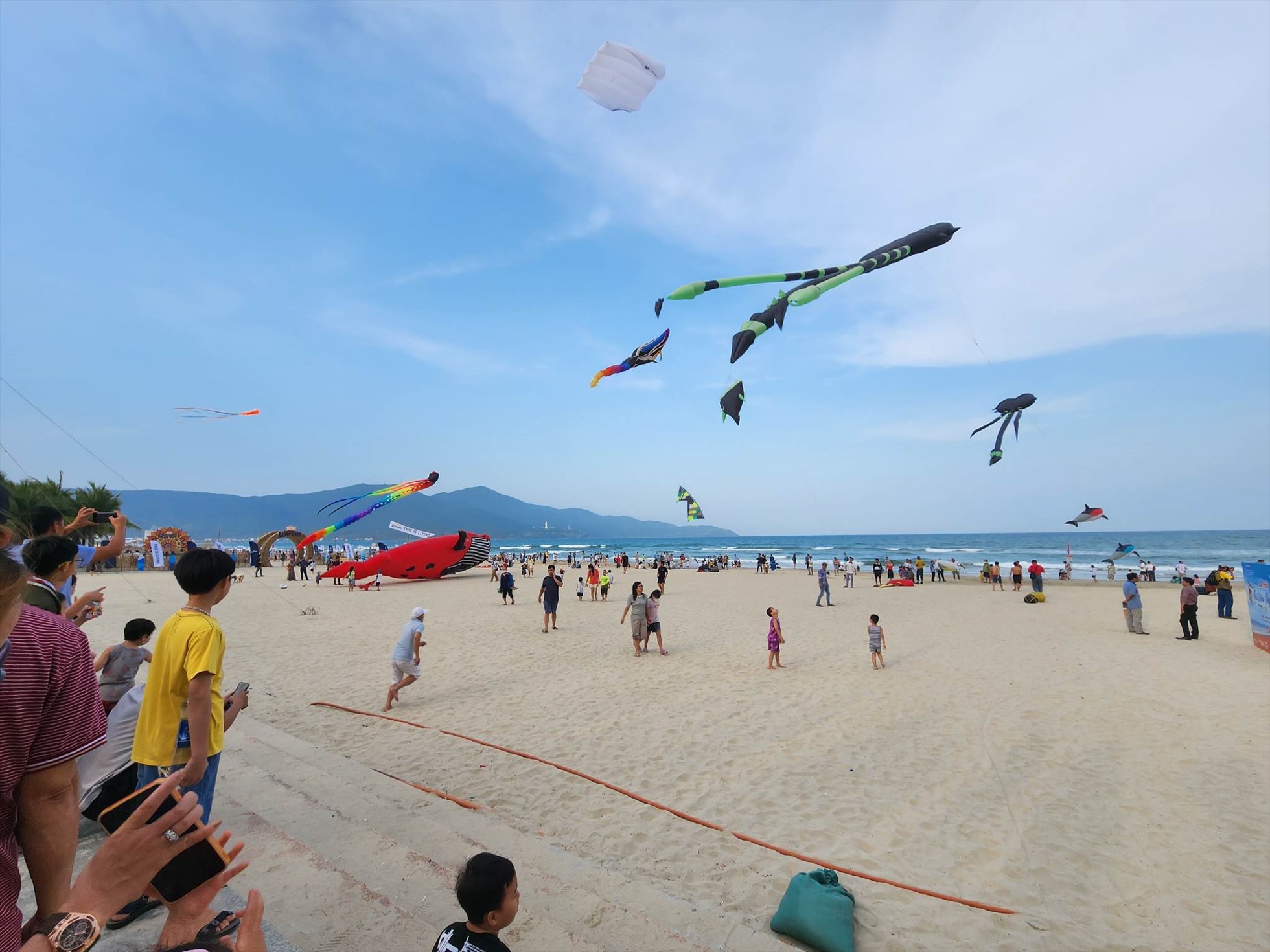 Đà Nẵng khai trương tuần lễ du lịch biển "Vũ điệu biển xanh". Ảnh: Thùy Trang