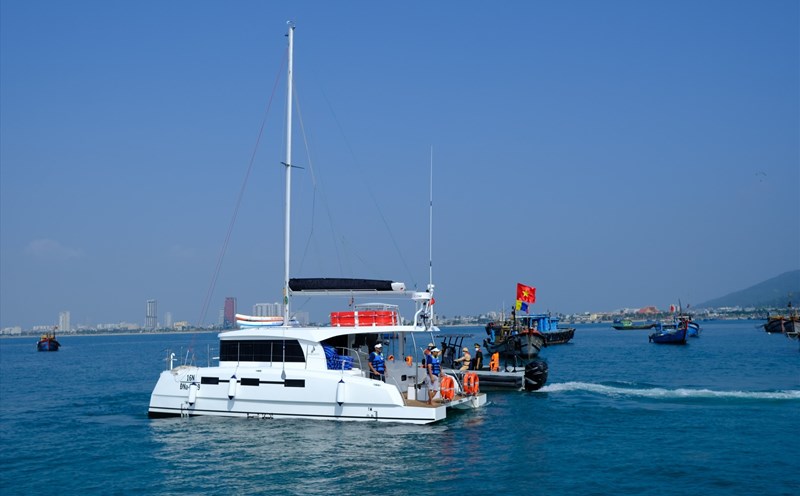 Đà Nẵng ra mắt tuyến du lịch thủy nội. Ảnh: Nguyên Thi