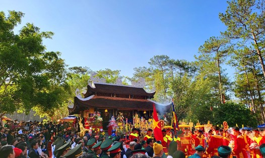 Buổi Lễ được diễn ra tại Đền thờ Âu Lạc, khu du lịch thác Prenn, TP Đà Lạt, tỉnh Lâm Đồng.