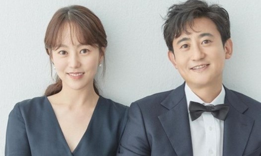 Vợ chồng đạo diễn Min Yong Geun. Ảnh: Instagram Yoo Da In