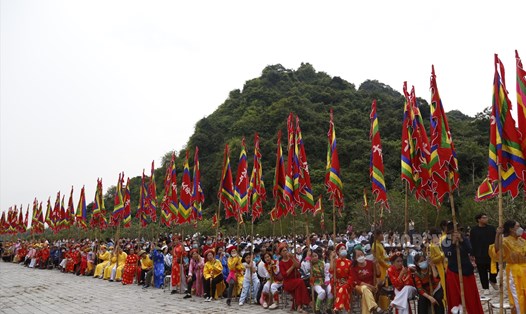 Ngày 10.3 âm lịch hàng năm, người dân Ninh Bình sẽ lập đàn tế trời tại Đền kính thiên để cầu cho đất nước bình an hạnh phúc. Ảnh: Diệu Anh