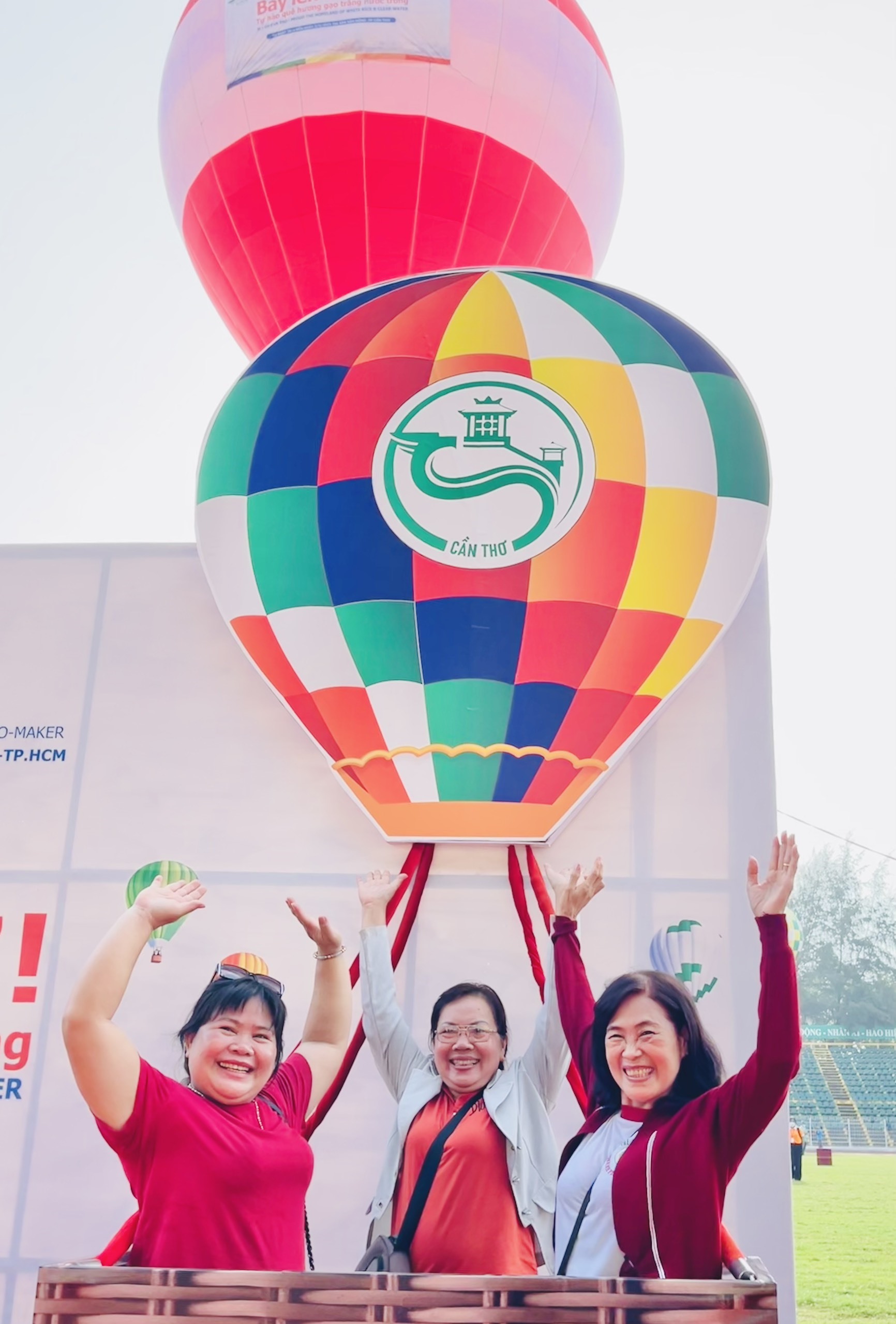 Check-in tại Lễ hội khinh khí cầu Cần Thơ năm 2023.