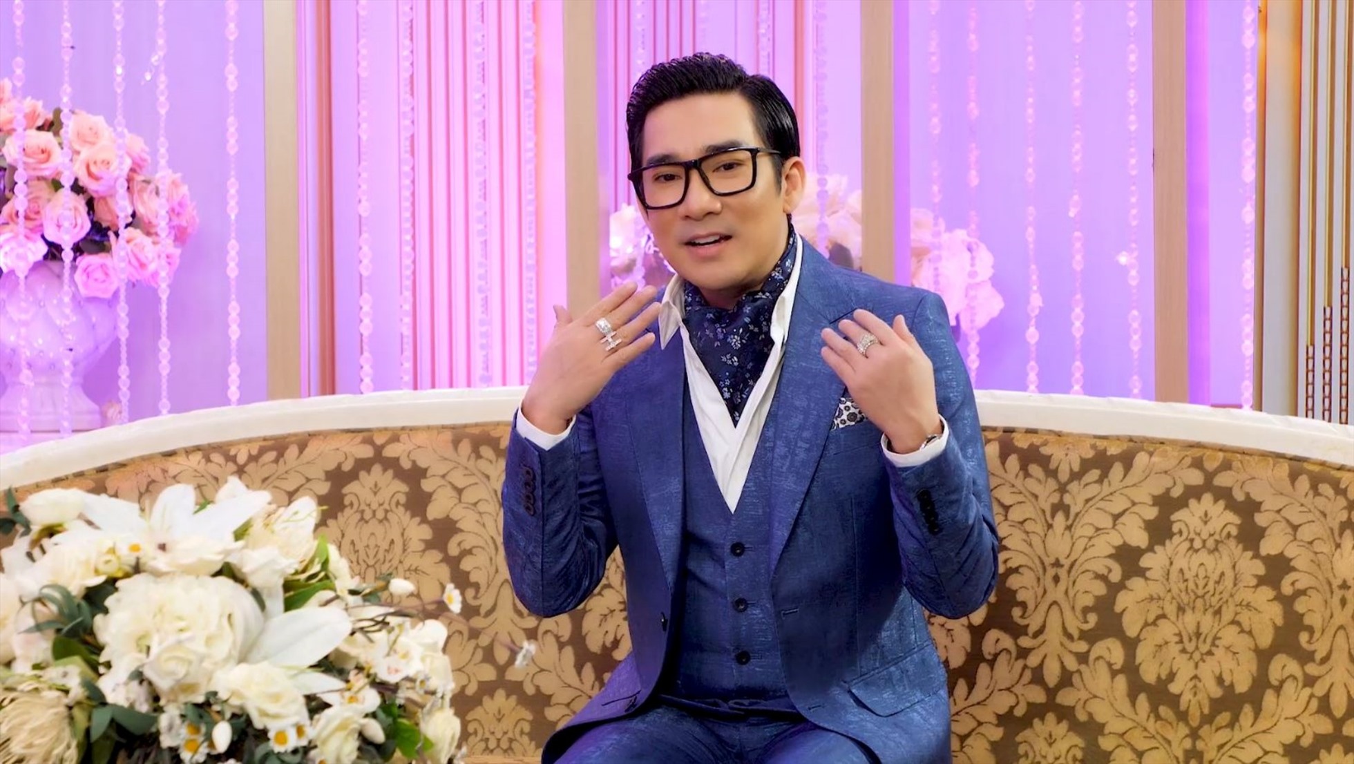 Danh ca Họa Mi, Quang Hà trải lòng về sự xa cách trong tình yêu