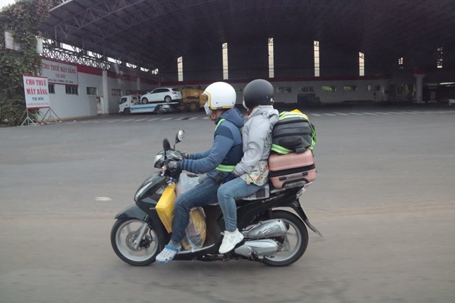 Những thói quen điều khiển, sử dụng xe máy làm tốn nhiều xăng