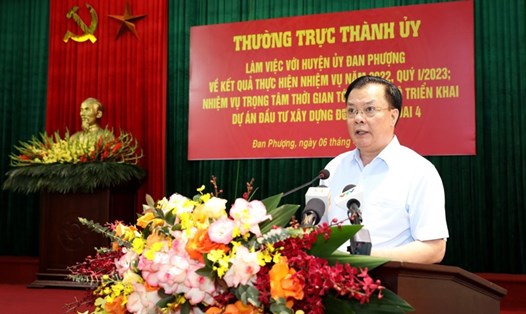 Bí thư Thành ủy Hà Nội Đinh Tiến Dũng phát biểu kết luận buổi làm việc. Ảnh: Viết Thành