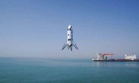 Trung Quốc thử nghiệm thành công hạ cánh tên lửa thẳng đứng trên biển. Ảnh: CAS Space