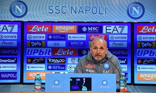 Huấn luyện viên Spalletti thừa nhận Napoli đã chủ quan trước AC Milan. Ảnh: CLB Napoli