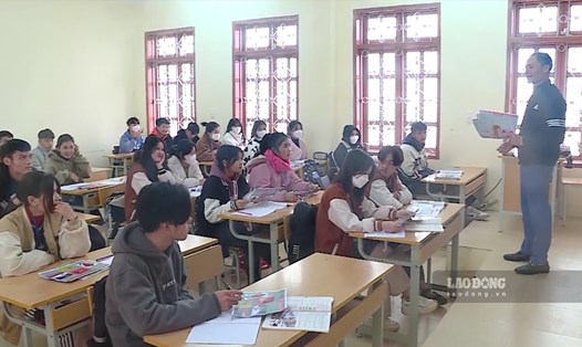 Học sinh ở vùng cao Sơn La được tuyên truyền kiến thức về bình đẳng giới. Ảnh: Lê Hạnh