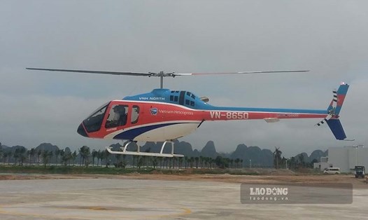 Sáng 7.4, lực lượng chức năng đã tìm thấy nạn nhân cuối cùng vụ máy bay trực thăng thăm vịnh Hạ Long. Ảnh: Nguyễn Hùng