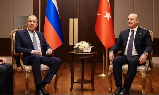 Ngoại trưởng Thổ Nhĩ Kỳ Mevlut Cavusoglu và người đồng cấp Nga Sergei Lavrov tại Ankara, Thổ Nhĩ Kỳ, ngày 7.4.2023. Ảnh: Bộ Ngoại giao Nga