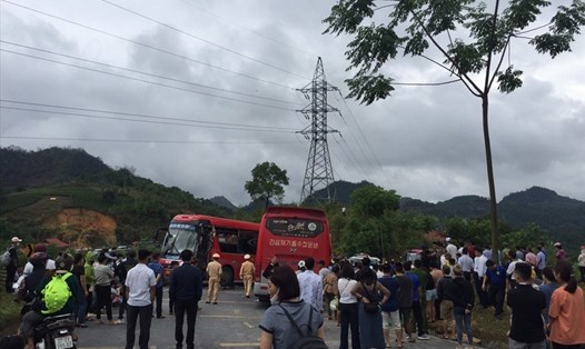 Tai nạn giao thông trên đèo Pha Đin, đoạn qua tỉnh Sơn La. Ảnh: Khánh Linh