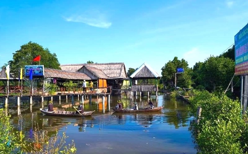 Điểm du lịch công đồng Hoàng Hôn, Mũi Cà Mau, tỉnh Cà Mau. Ảnh: Nguyễn Văn Hôn