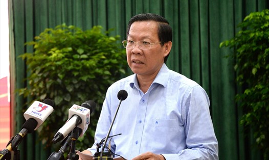 Chủ tịch UBND TP Hồ Chí Minh Phan Văn Mãi phát biểu tại hội nghị.  Ảnh: Minh Quân