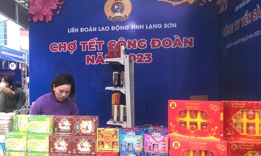 LĐLĐ tỉnh Lạng Sơn tổ chức Chợ Tết Công đoàn năm 2023. Ảnh: Hà Anh