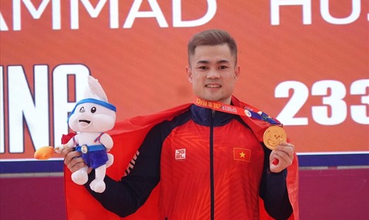 Đoàn thể thao Việt Nam đã có 87 huy chương vàng ở SEA Games 32. Ảnh: Nguyễn Đăng.