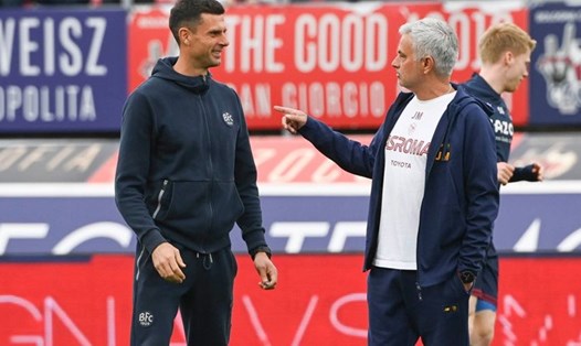 Jose Mourinho lại than vãn về tình hình lực lượng của Roma. Ảnh: CLB AS Roma