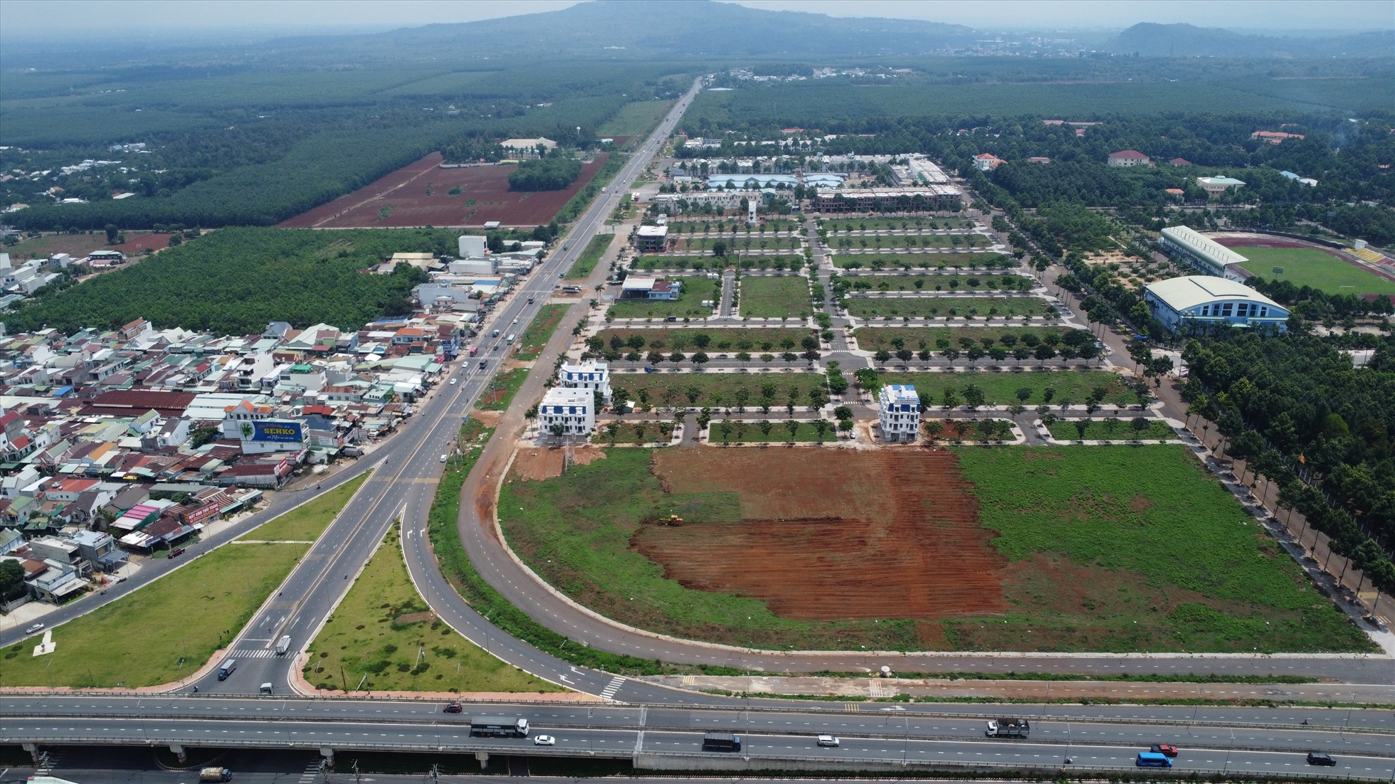 Làm rõ việc giao gần 100 ha đất triển khai dự án đô thị Dầu Giây