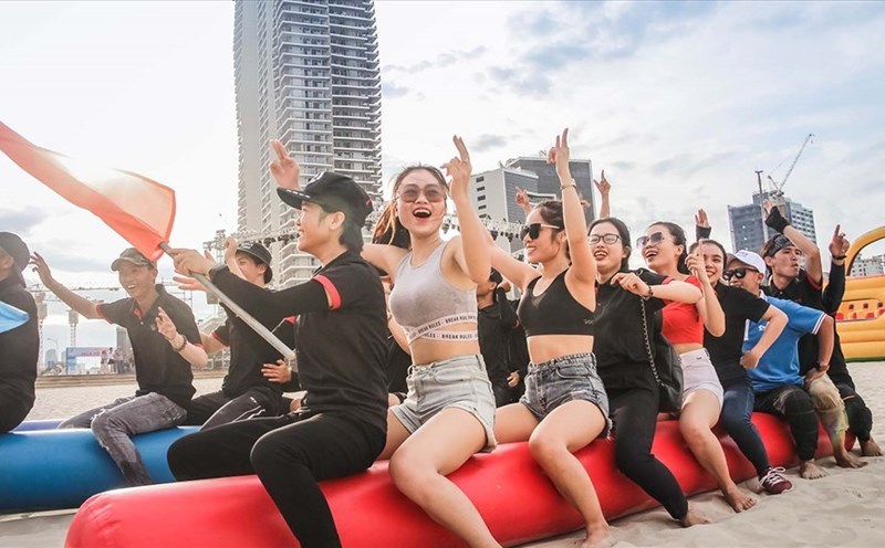 Đa dạng các hoạt động tham quan, du lịch tại Đà Nẵng vào cao điểm mùa du lịch sắp tới. Ảnh: Nguyễn Linh