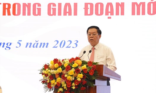 Ông Nguyễn Trọng Nghĩa - Bí thư Trung ương Đảng, Trưởng Ban Tuyên giáo Trung ương phát biểu tại Hội thảo. Ảnh: T.Vương