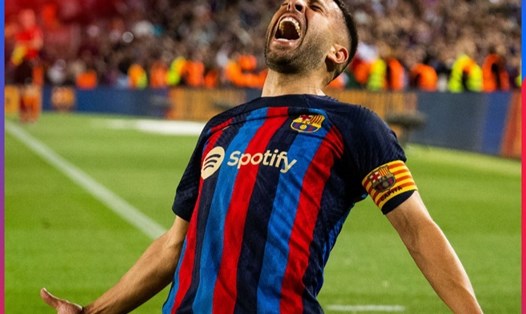 Bàn thắng của Alba giúp Barcelona chạm một tay vào chức vô địch La Liga đầu tiên kể từ năm 2019. Ảnh: Barcelona.
