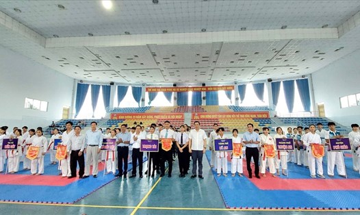Giải vô địch karate tỉnh Bình Dương có sự tham gia của 106 vận động viên. Ảnh: Hoàng Anh