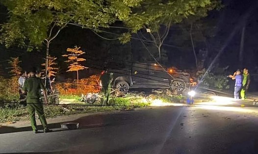 Hiện trường vụ tai nạn giao thông đêm 19.5 tại huyện Thanh Sơn, tỉnh Phú Thọ. Ảnh do người dân cung cấp