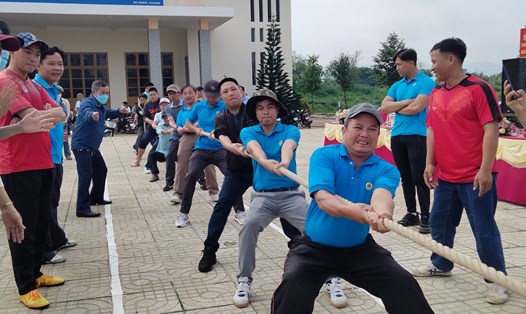 Công nhân, viên chức, người lao động huyện Đức Trọng (Lâm Đồng) phấn khởi tham gia "Ngày hội công nhân" năm 2023. Ảnh Đức Thiệm