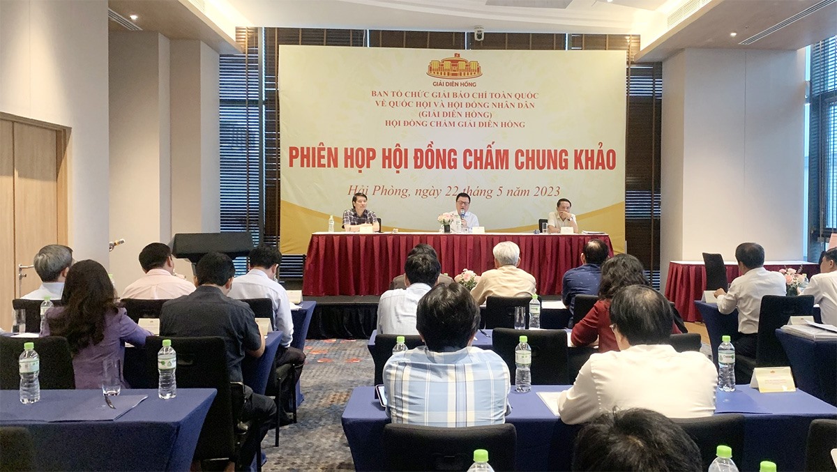 Quang cảnh phiên họp. Ảnh: VPQH