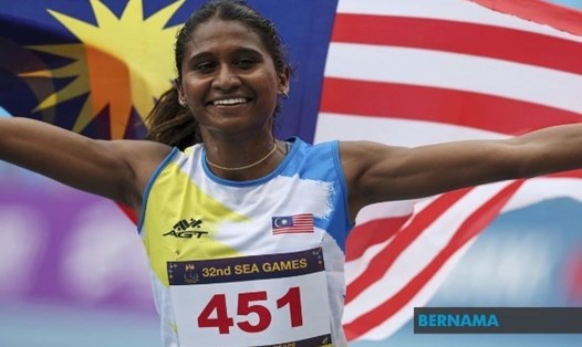 Shereen Samson Vallabouy được đầu tư mạnh ngay sau SEA Games 32, nơi cô đánh bại Nguyễn Thị Huyền ở đường chạy 400m nữ. Ảnh: Bernama