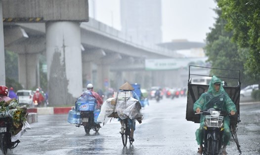 Ngày 25.5, Bắc Bộ xảy ra mưa dông diện rộng. Ảnh: Sơn Tùng