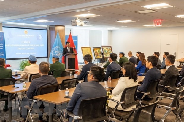 Quang cảnh lễ kỷ niệm 75 năm Ngày Quốc tế Lực lượng gìn giữ hòa bình Liên Hợp Quốc. Ảnh: TTXVN