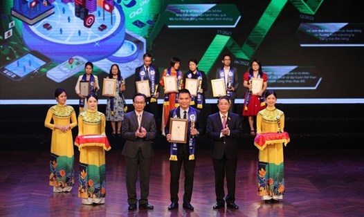 Herbalife Việt Nam được vinh danh “Top Công nghiệp 4.0 Việt Nam” với Ứng dụng My VNClub. Ảnh: Herbalife Việt Nam