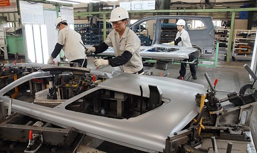 Nghệ An sẽ đầu tư mạnh vào công nghiệp hỗ trợ sản xuất, lắp ráp ô tô. Ảnh Thái Hoà
