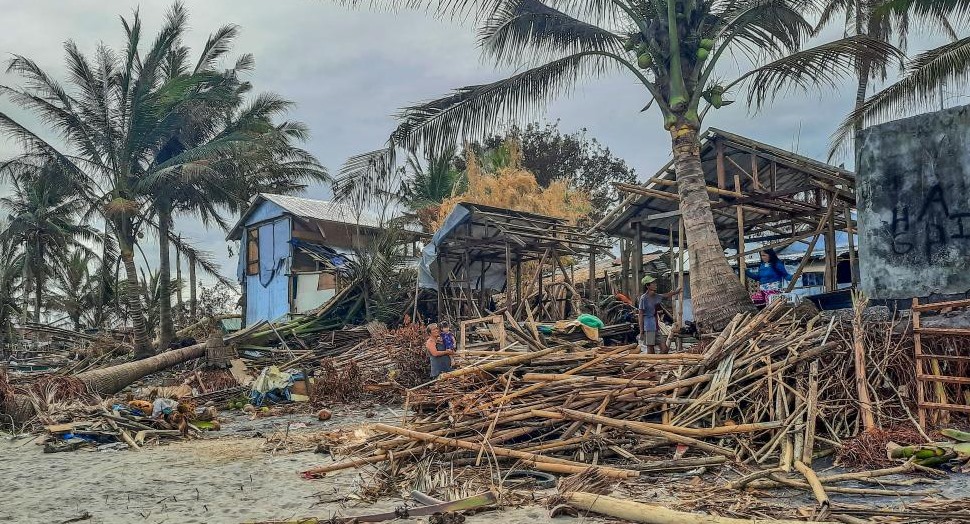 Kiến nghị bồi thường cho người dân Philippines do siêu bão Mawar