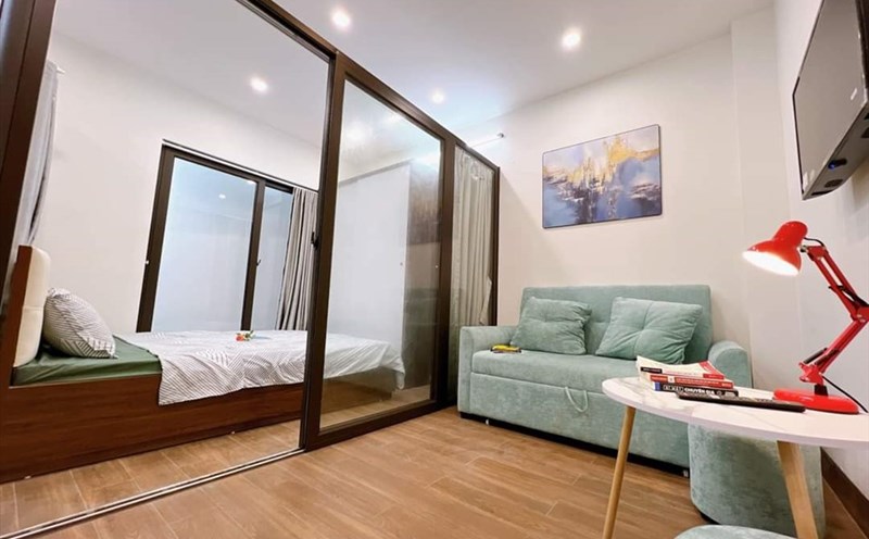 Chấp nhận mua chung cư không có sổ đỏ vì túi tiền eo hẹp. Ảnh: Thu Giang