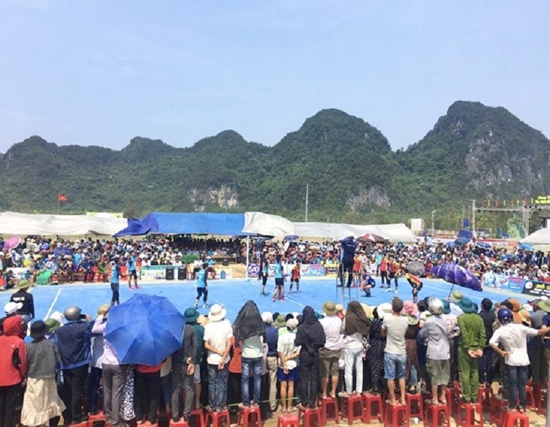 Nhiều hoạt động sôi nổi trong Hội rằm tháng Ba Minh Hóa. Ảnh: Hồng Thiệu