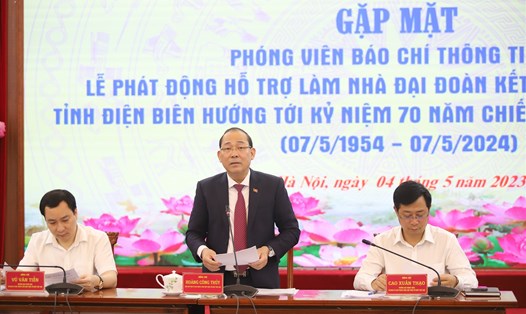 Ông Hoàng Công Thủy - Phó Chủ tịch Ủy ban Trung ương MTTQ Việt Nam chủ trì buổi cung cấp thông tin cho báo chí. Ảnh: Phạm Đông