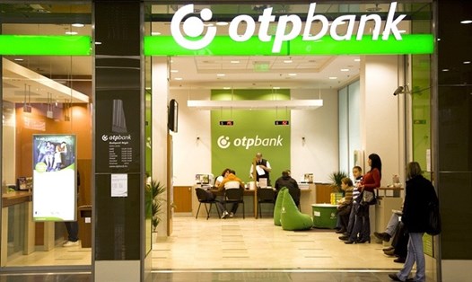 Một chi nhánh của ngân hàng OTP. Ảnh: Hungary Today