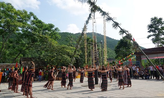 Phát triển du lịch cộng đồng để bảo tồn văn hóa Cơ Tu. Ảnh: Mai Hương