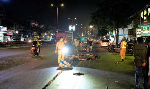 Hiện trường vụ tai nạn giao thông trên Quốc lộ 51, thuộc địa bàn Thị xã Phú Mỹ. Ảnh: Mạnh Khá