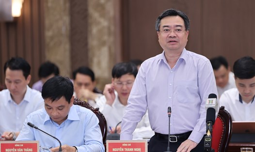Bộ trưởng Bộ Xây dựng Nguyễn Thanh Nghị phát biểu ý kiến. Ảnh: VGP