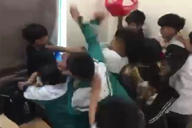 Tin tức mới nhất về học sinh lớp 8 đánh nhau tại Việt Nam