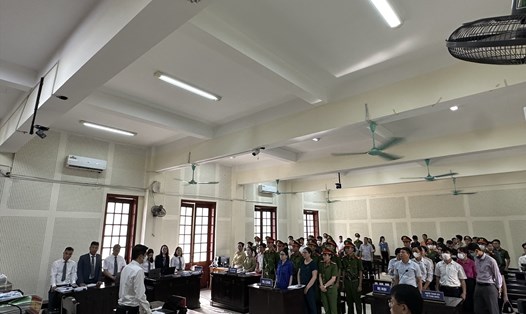 Phiên tòa phúc thẩm xử bị cáo Lê Thị Dung được mở vào 8 giờ ngày 12.6. Ảnh: Quang Đại
