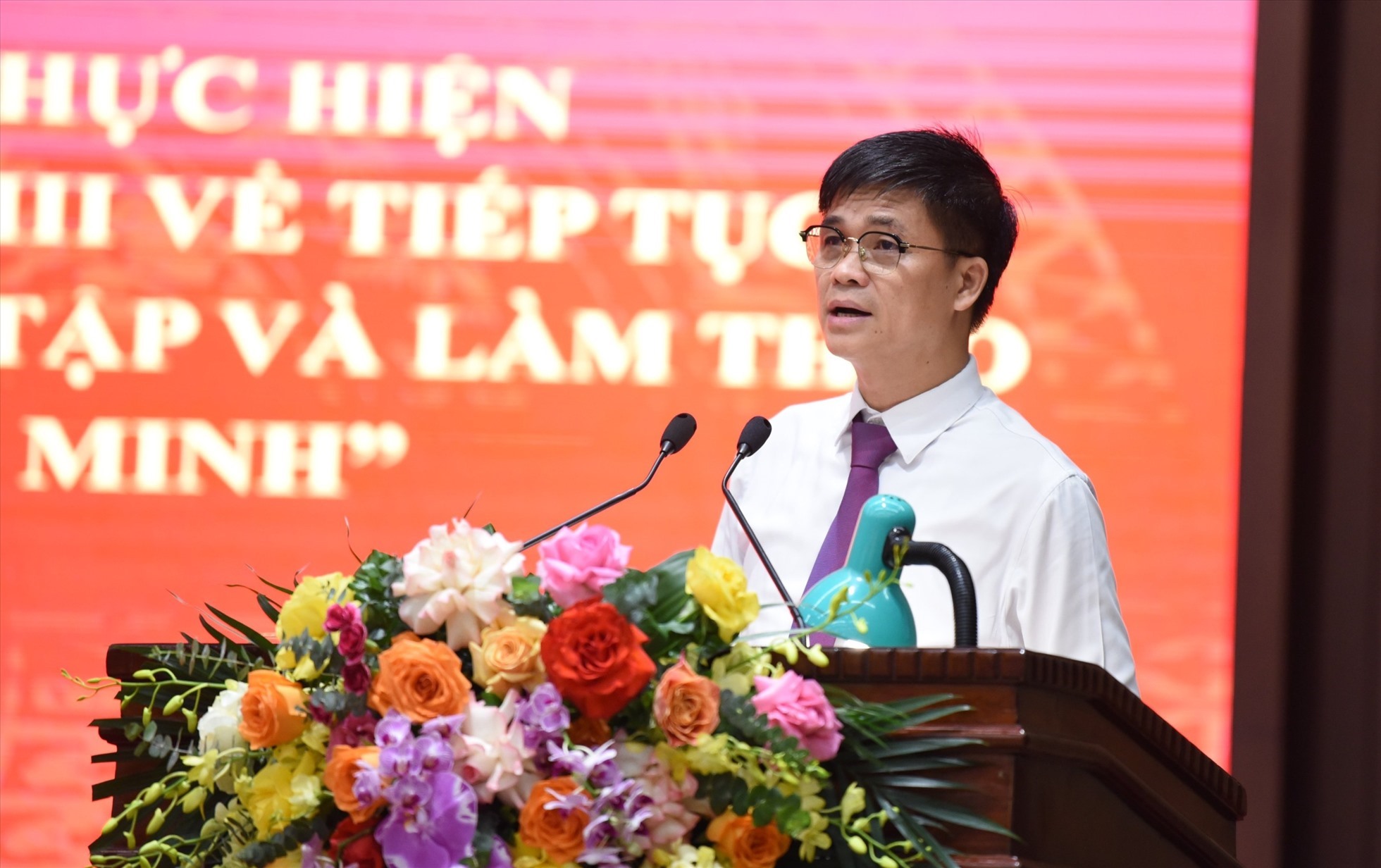 Ông Ngọ Duy Hiểu - Phó Chủ tịch Tổng Liên đoàn Lao động Việt Nam. Ảnh: Ái Vân