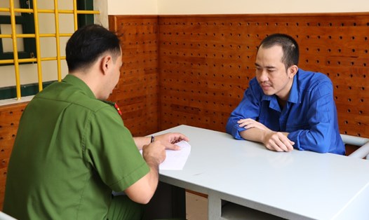 Đối tượng Trần Hoàng Giang bị điều tra về hành vi "tàng trữ trái phép chất ma tuý". Ảnh: Công an cung cấp.