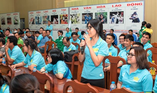 LĐLĐ quận Bình Tân tổ chức nhiều hoạt động sinh hoạt tập thể cho công nhân. Ảnh: Đức Long