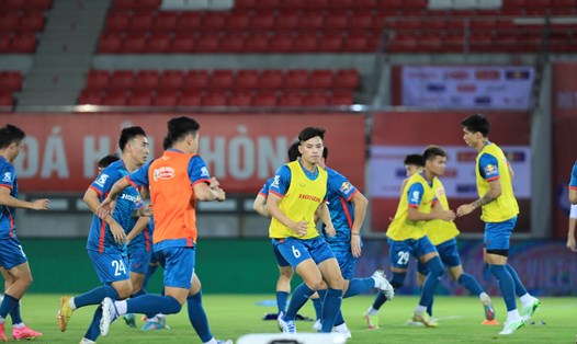 Dù là các ngôi sao đã thành danh hay nhân tố trẻ, tuyển Việt Nam từ thời điểm này phải "suy nghĩ lớn" cho mục tiêu World Cup. Ảnh: Minh Dân