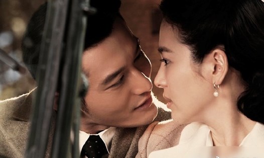 Song Hye Kyo đóng phim cùng Huỳnh Hiểu Minh. Ảnh: Nhà sản xuất